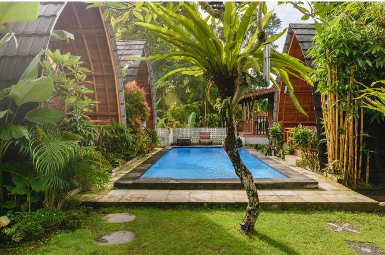 Pondok Chesia Homestay Canggu Exteriör bild