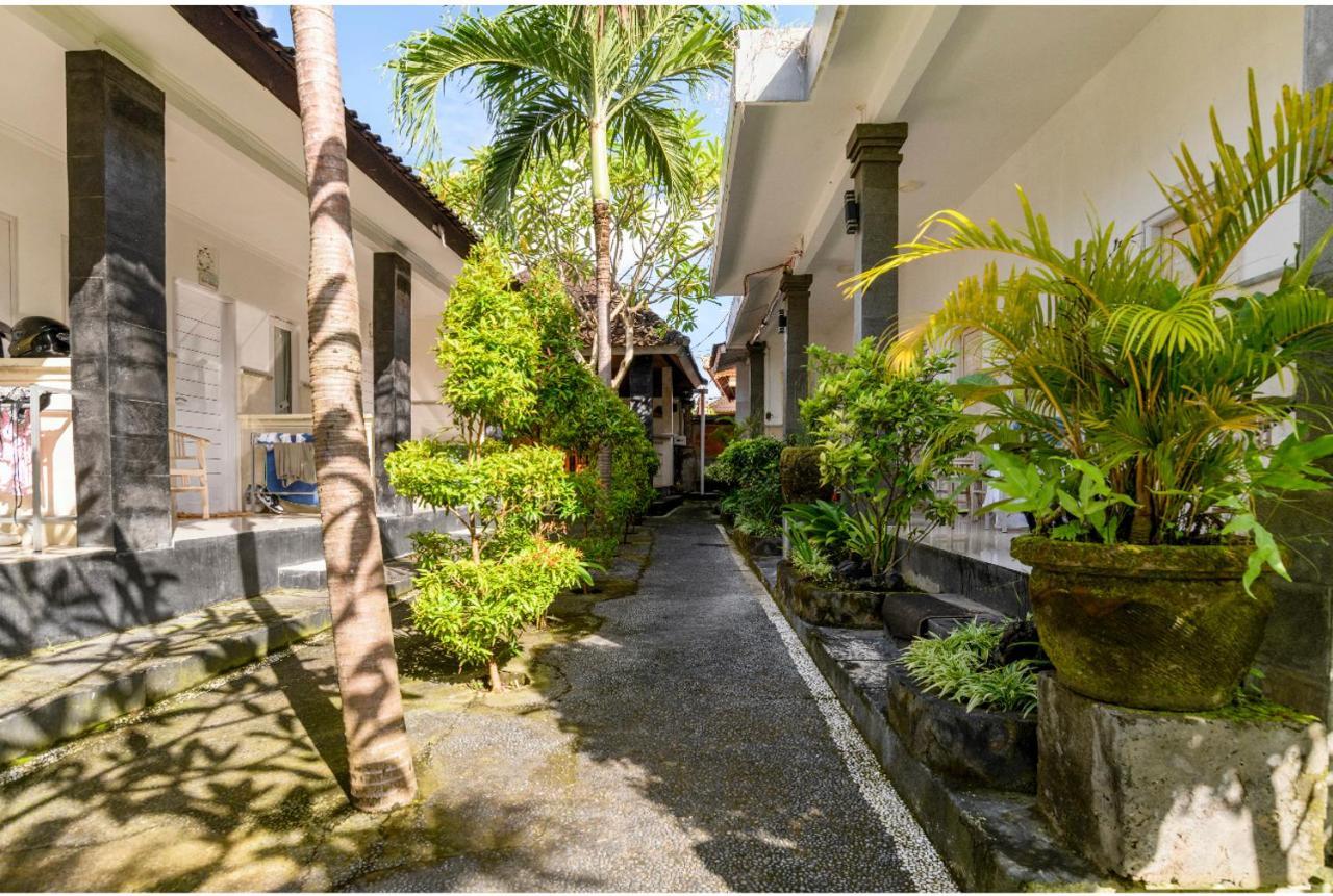 Pondok Chesia Homestay Canggu Exteriör bild